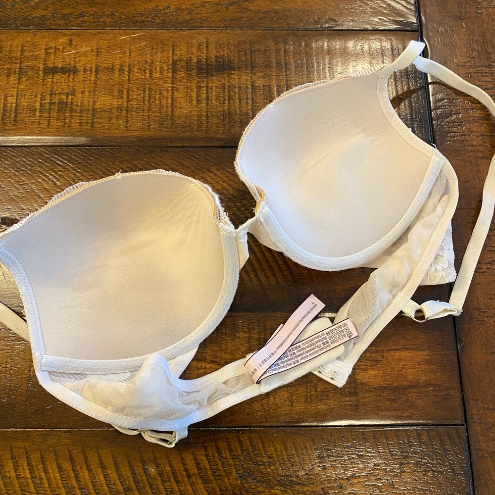 NWOT Victoria’s Secret Dream Angels Push Up Bra 💝 - Picture 4 of 9